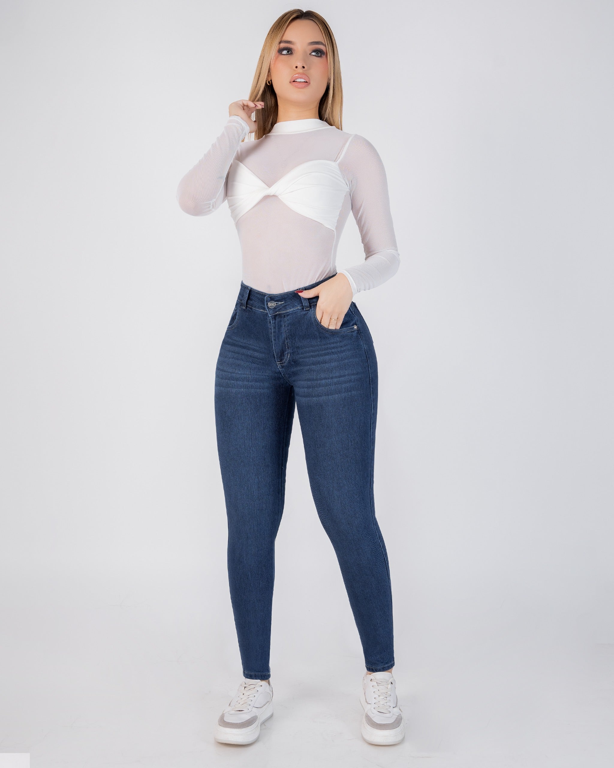 Jean Skinny Stretch Tiro Alto Azul Medio Clásico REF SK4126B