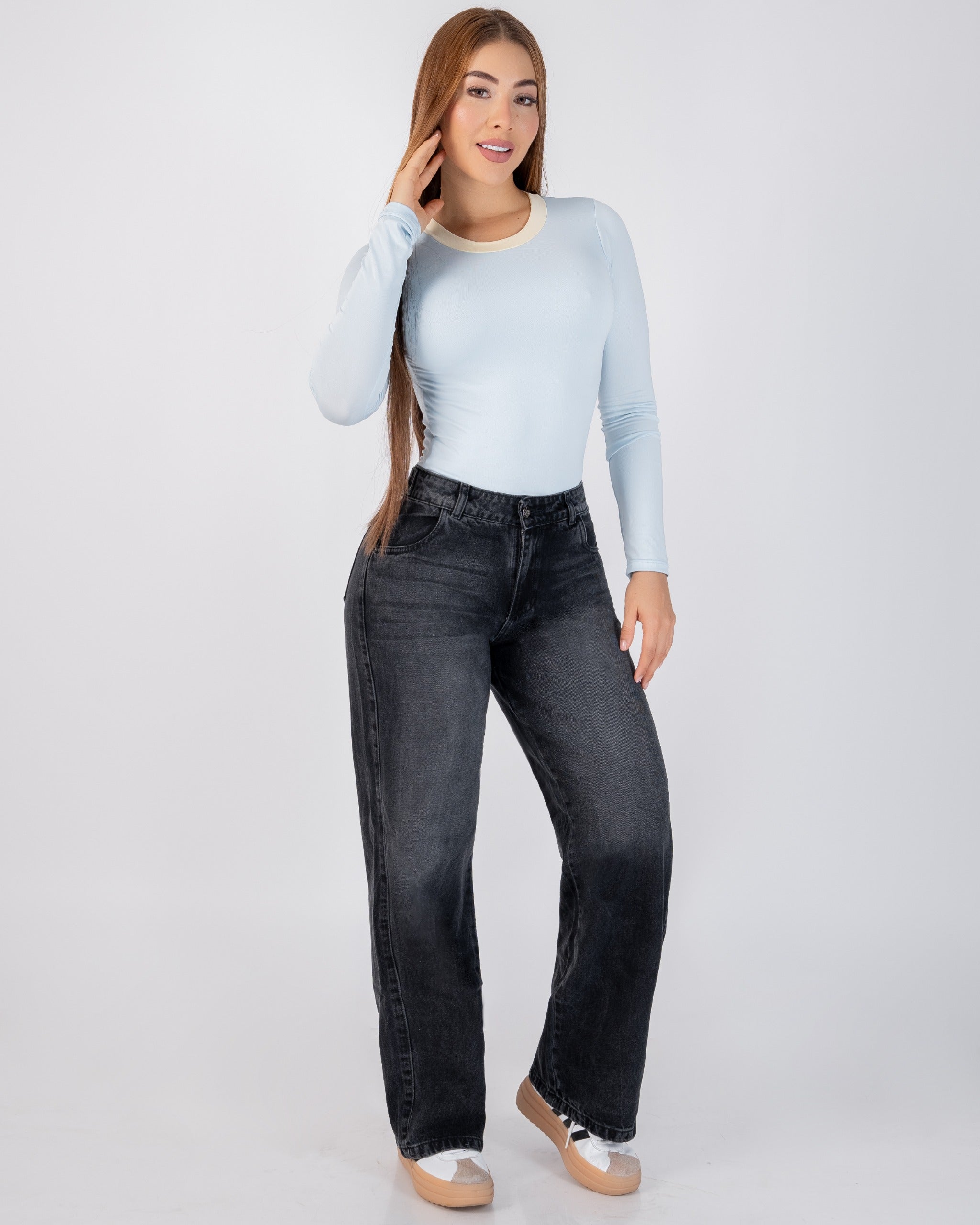 Jean Wide Leg Denim Rígido Negro Lavado REF R4141